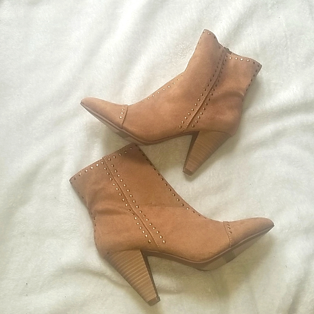 Heeled bootie